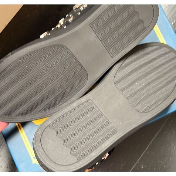 Sbicca Clark Black Leopard Sneakers Embellished w/Stars Moons - Size 7.5 NIB - Picture 5 of 8